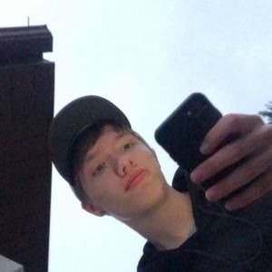 Meet your Posher, Dylan